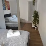 Apartment Kairos Parma