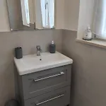 Kairos Apartment *