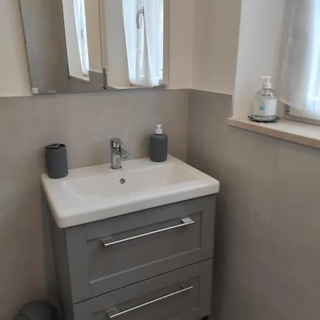 Kairos Apartment *